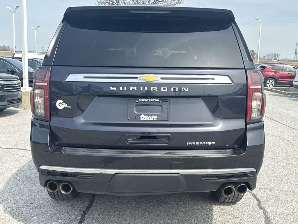 Used 2023 Chevrolet Suburban Premier image 7