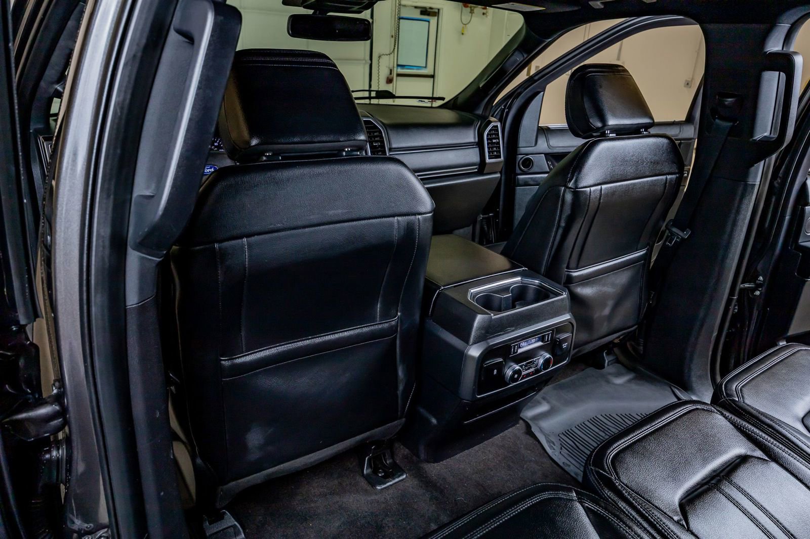 Used 2021 Ford Expedition Max Limited RWD image 30