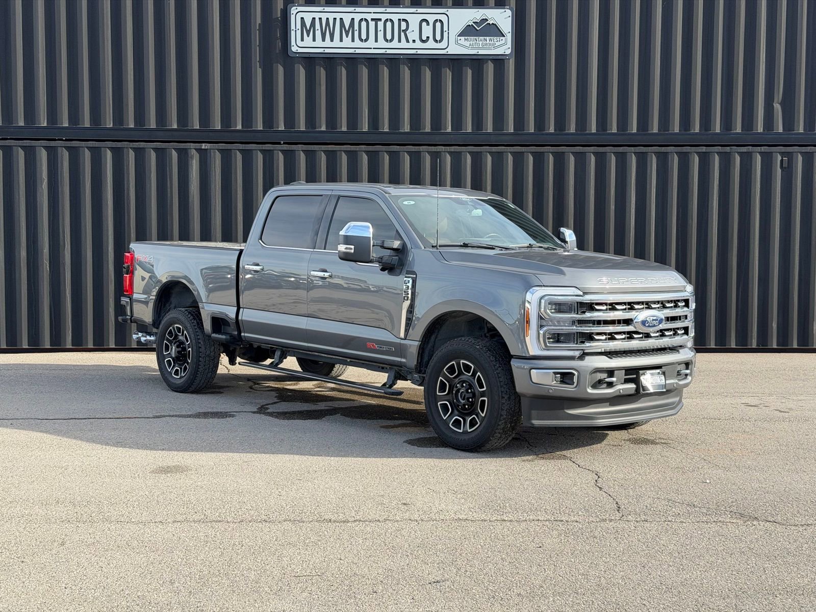 Used 2024 Ford F350 Platinum w/ FX4 Off-Road Package AWD/4WD image 1