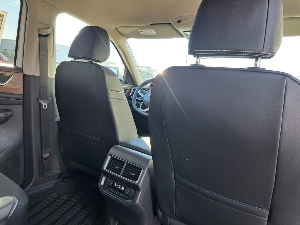 New 2026 Volkswagen Atlas SE image 23