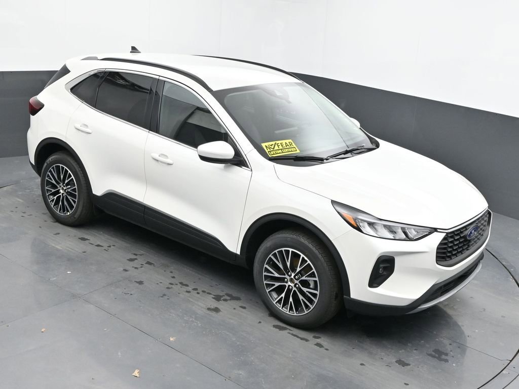 New 2026 Ford Escape SE w/ Class II Trailer Tow Package image 36