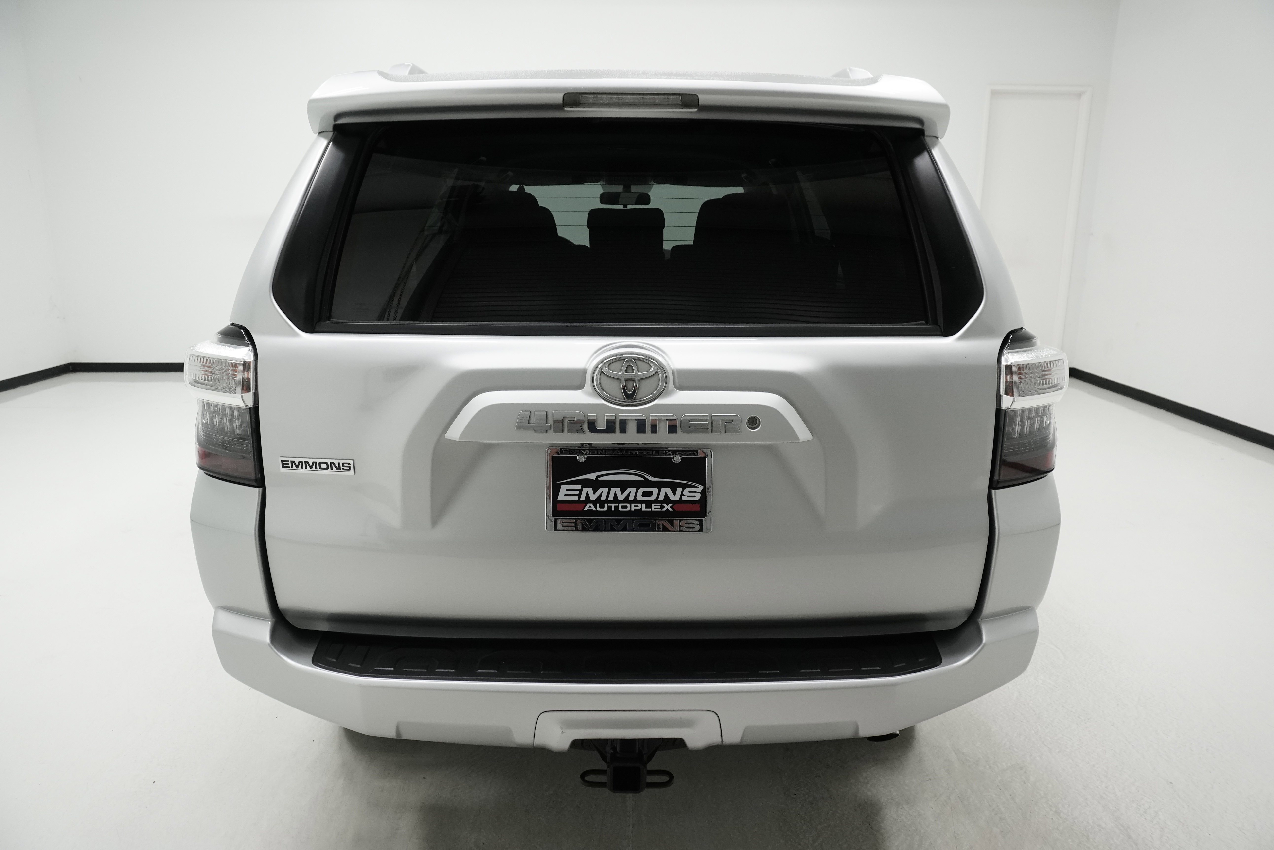 Used 2014 Toyota 4Runner SR5 RWD image 5