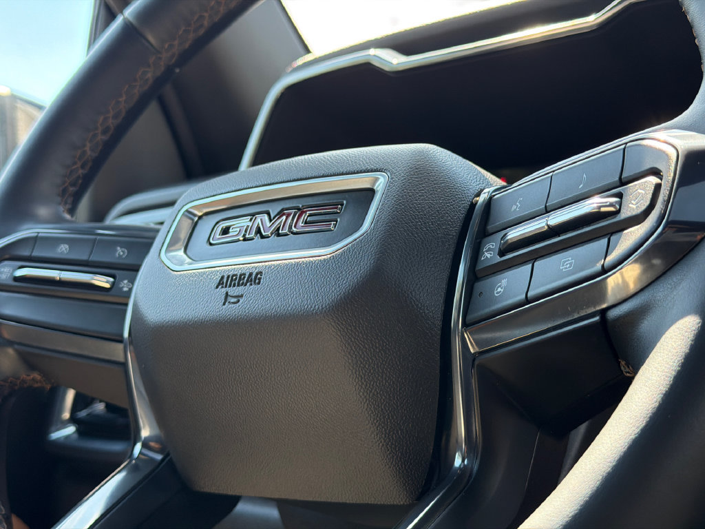 Used 2024 GMC Canyon AT4 w/ AT4 Premium Package AWD/4WD image 24