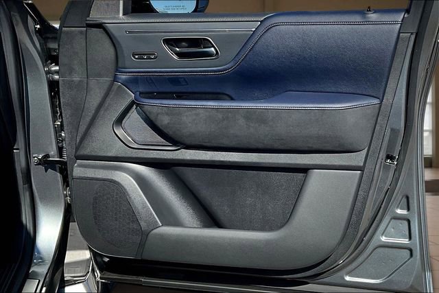 New 2026 INFINITI QX80 4WD image 24