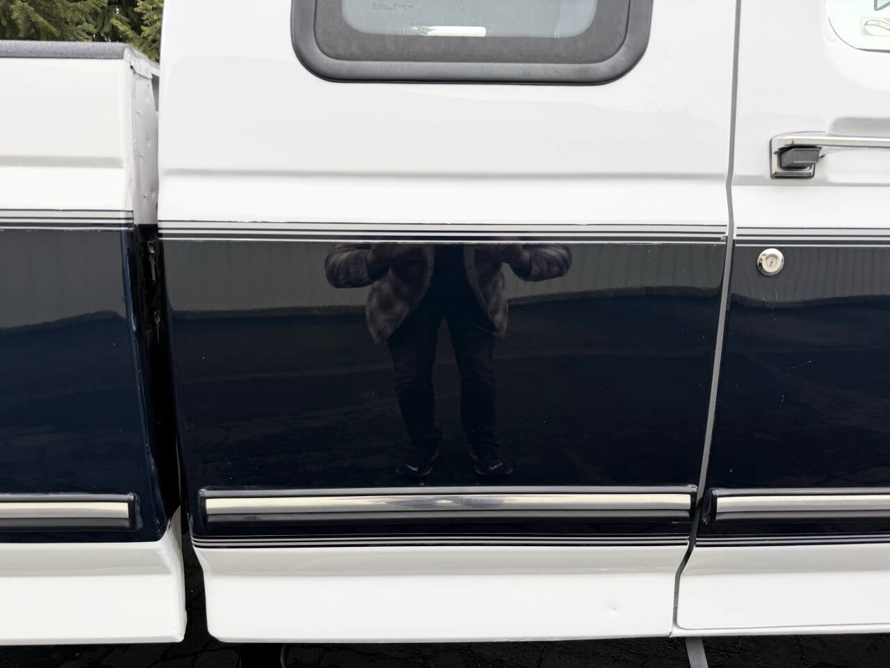 Used 1993 Ford F250 XLT image 37