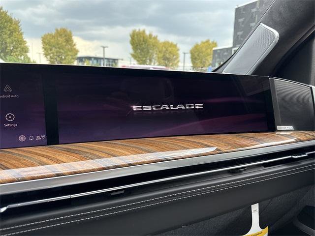 New 2025 Cadillac Escalade Sport Platinum w/ LPO, ONYX Package image 15