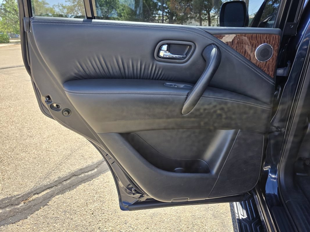 Used 2018 Nissan Armada SL w/ Moonroof Package AWD/4WD image 16