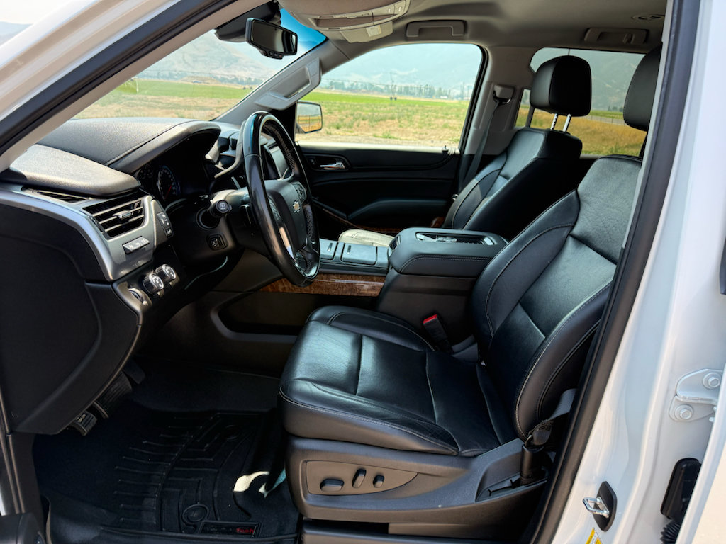 Used 2019 Chevrolet Tahoe Premier AWD/4WD image 14