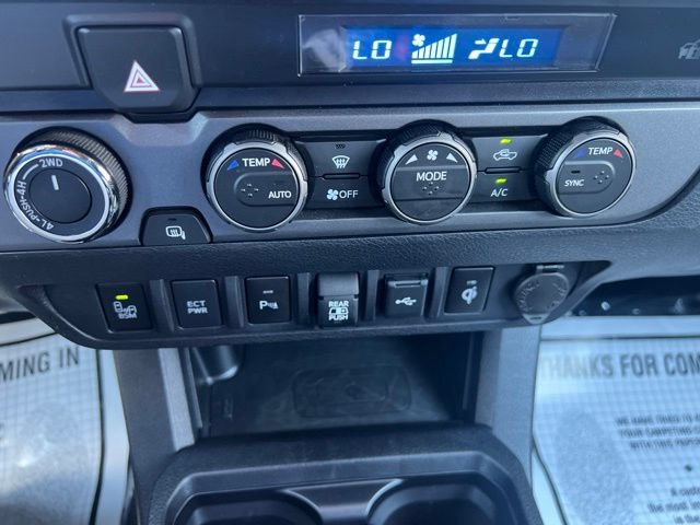Used 2022 Toyota Tacoma TRD Off-Road w/ Technology Package AWD/4WD image 26