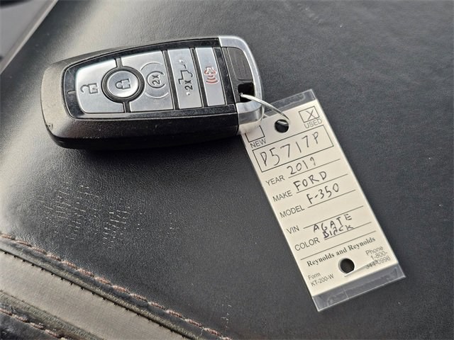 Used 2019 Ford F350 Platinum w/ Platinum Ultimate Package image 32