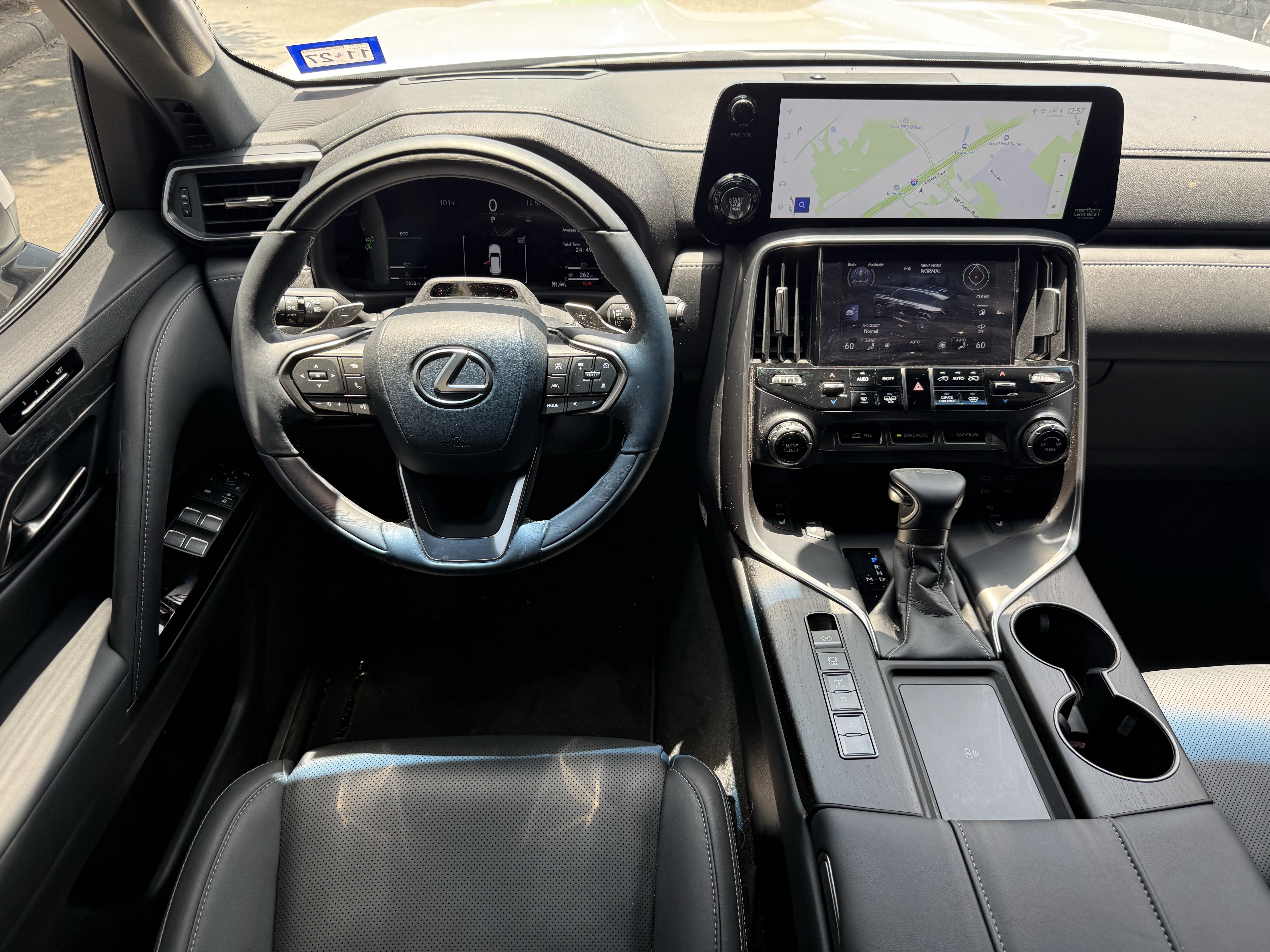 Used 2026 Lexus LX 600 4WD w/ Accessory Package (Z1) image 14