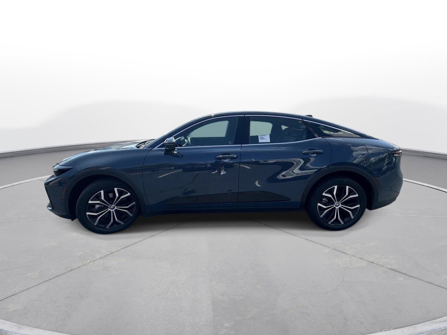 Used 2026 Toyota Crown AWD/4WD image 9
