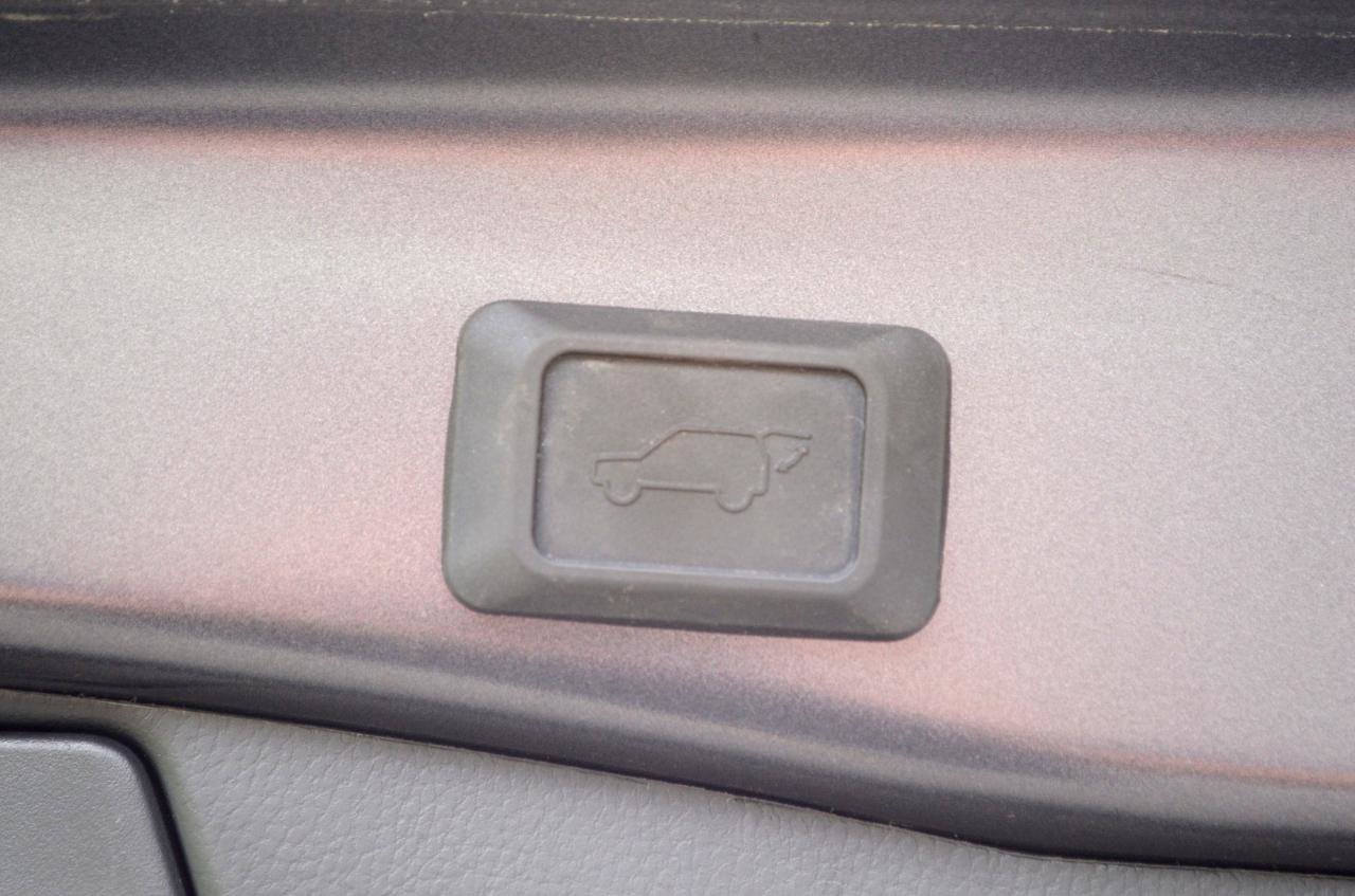 Used 2024 Toyota RAV4 XLE Premium w/ Weather Package AWD/4WD image 16