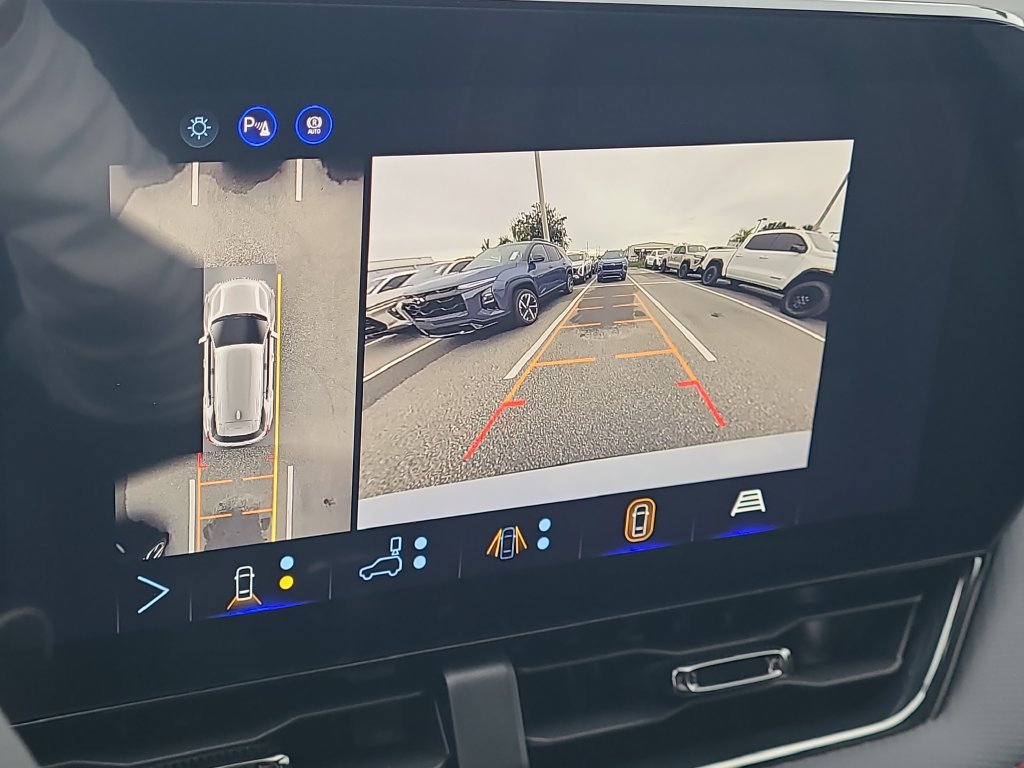New 2027 Chevrolet Equinox RS w/ Safety and Technology Package AWD/4WD image 16