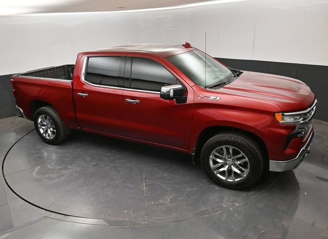Used 2022 Chevrolet Silverado 1500 LTZ w/ LTZ Premium Package AWD/4WD image 17