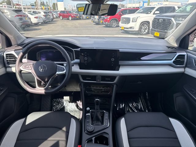 New 2026 Volkswagen Taos SEL AWD/4WD image 12