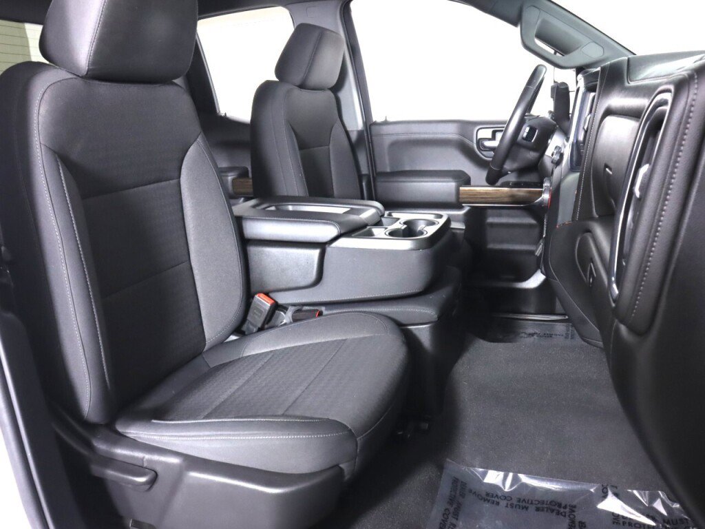 Used 2020 Chevrolet Silverado 1500 RST image 40