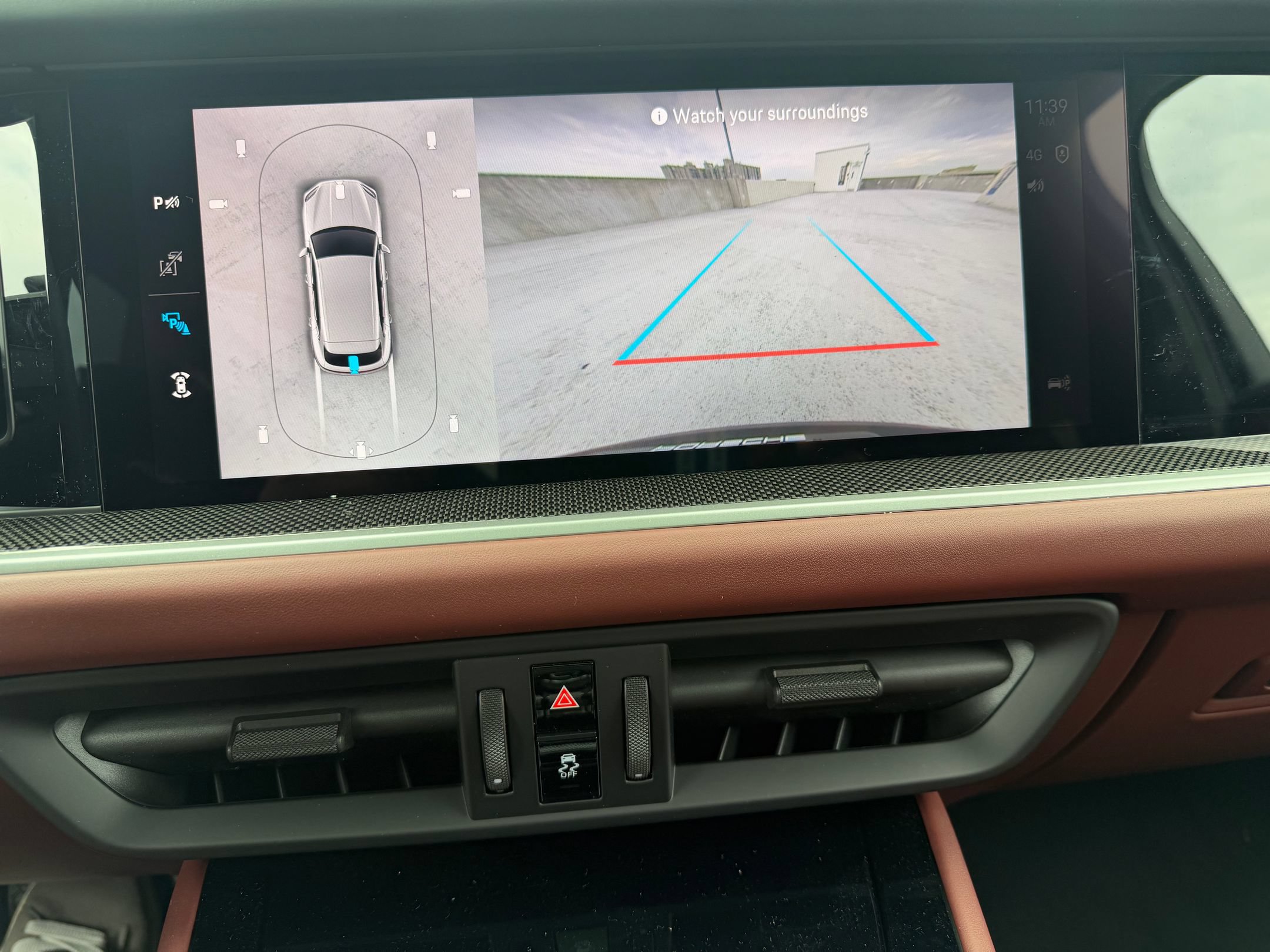 Certified 2026 Porsche Cayenne AWD/4WD image 30
