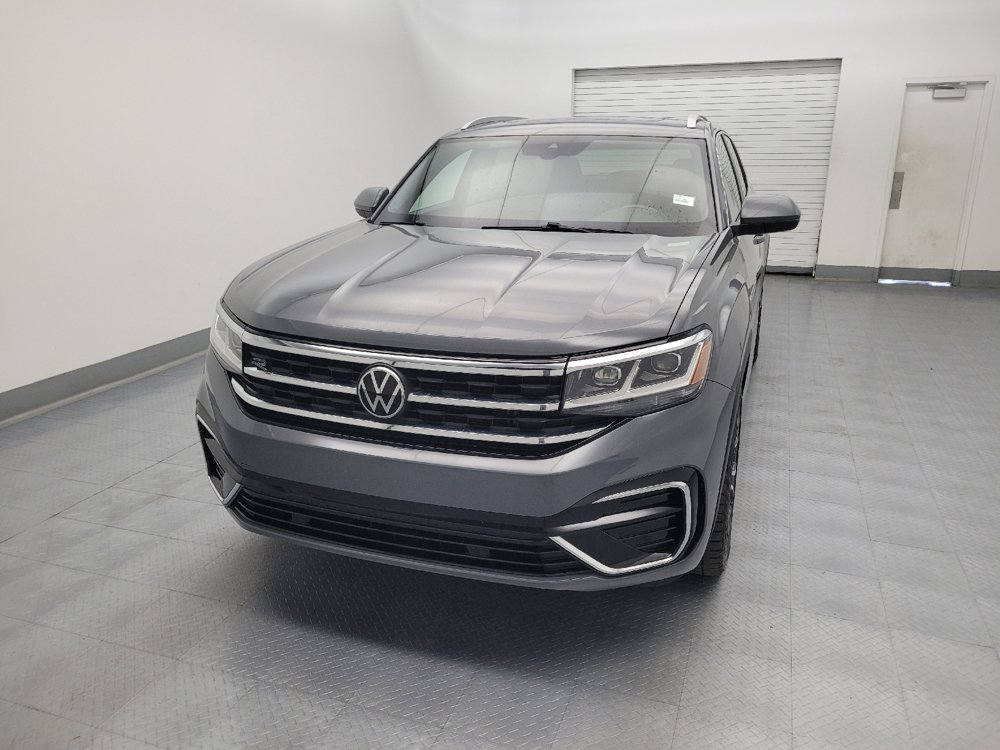 Used 2020 Volkswagen Atlas Cross Sport SEL R-Line AWD/4WD image 15