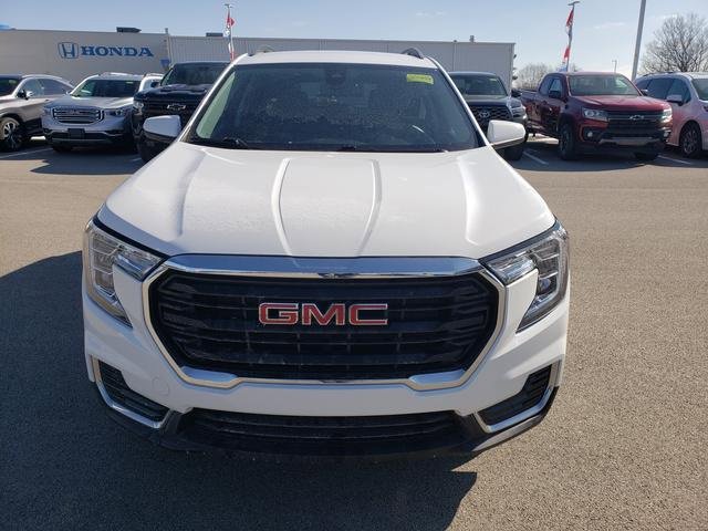 Used 2023 GMC Terrain SLE w/ Driver Convenience Package video 2
