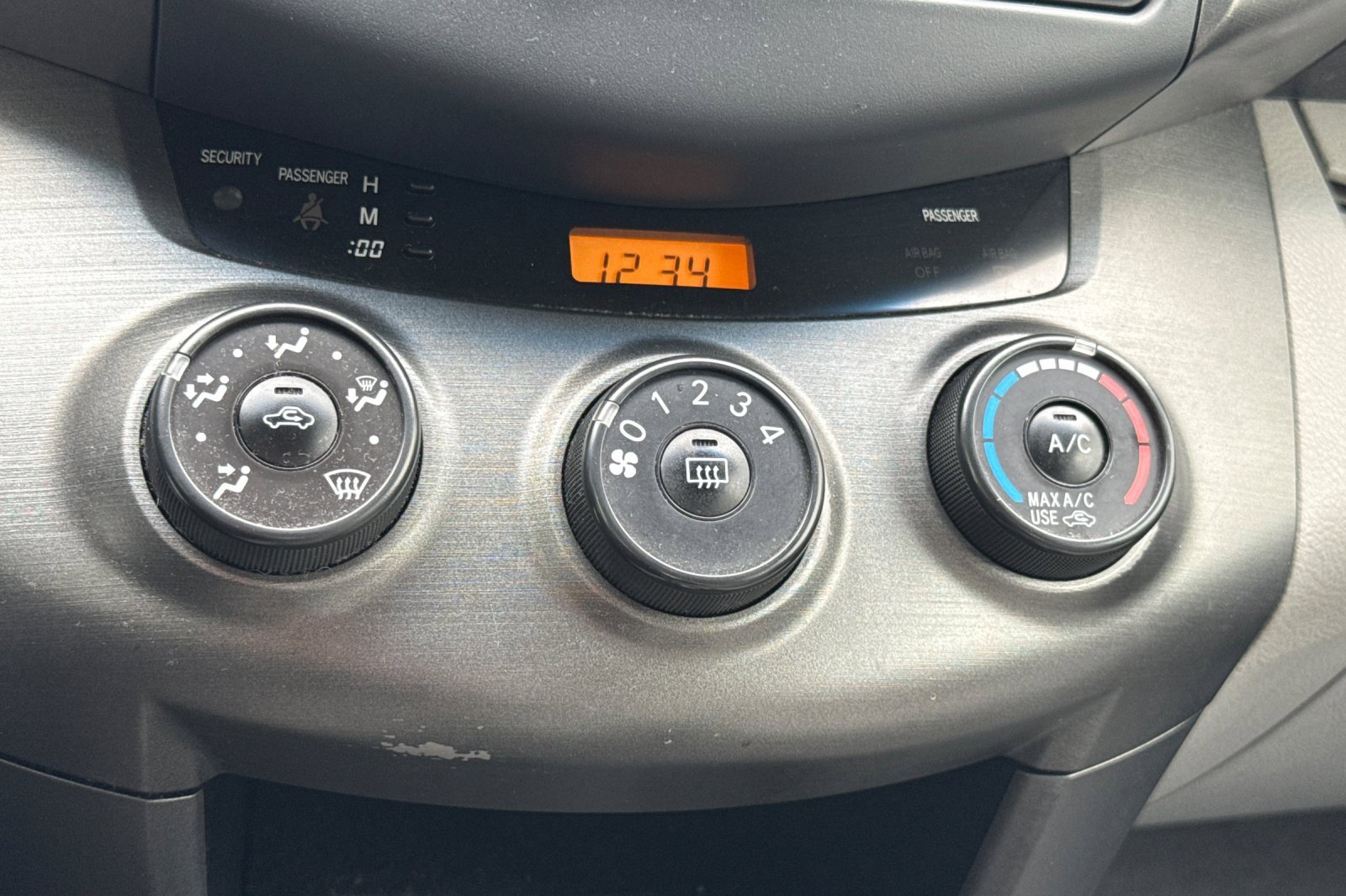 Used 2012 Toyota RAV4 4WD image 26