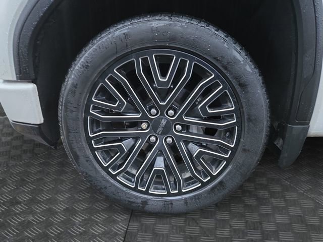 Used 2022 GMC Sierra 1500 Denali Ultimate image 9