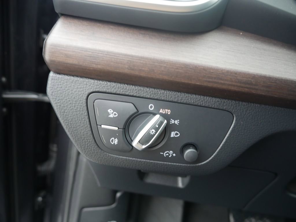 Certified 2023 Audi Q5 2.0T Premium w/ Convenience Package image 47