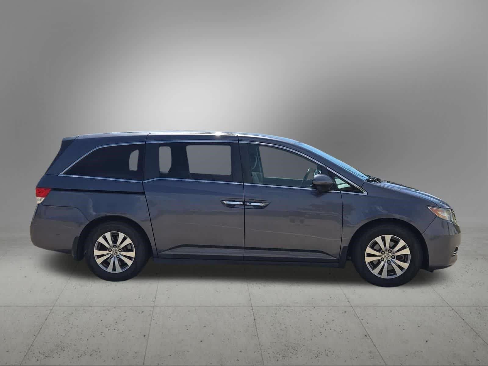 Used 2016 Honda Odyssey SE image 7