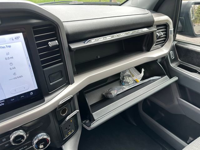 Used 2023 Ford F150 Lightning XLT image 40