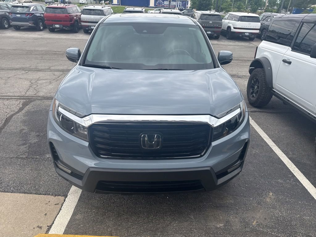 Used 2023 Honda Ridgeline RTL-E image 2