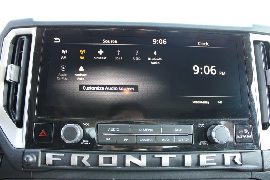 Used 2025 Nissan Frontier SV image 40