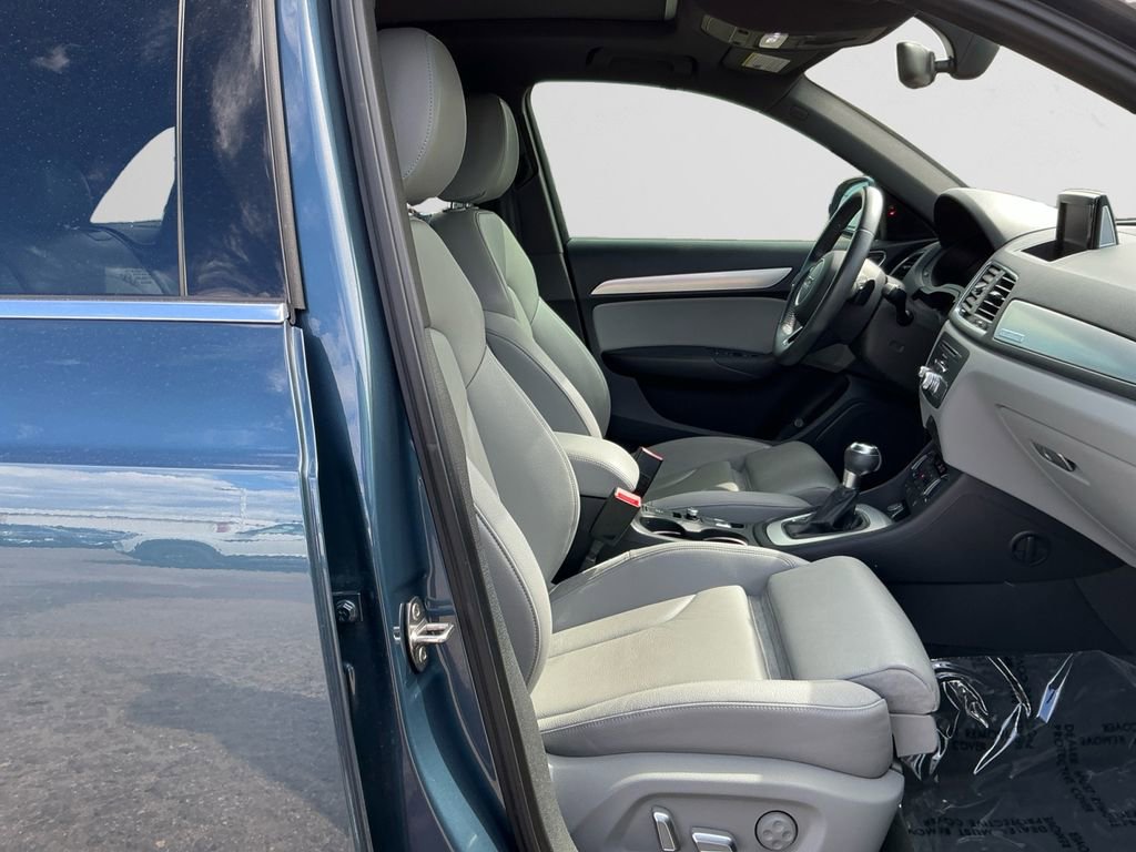 Used 2018 Audi Q3 2.0T Premium Plus image 15