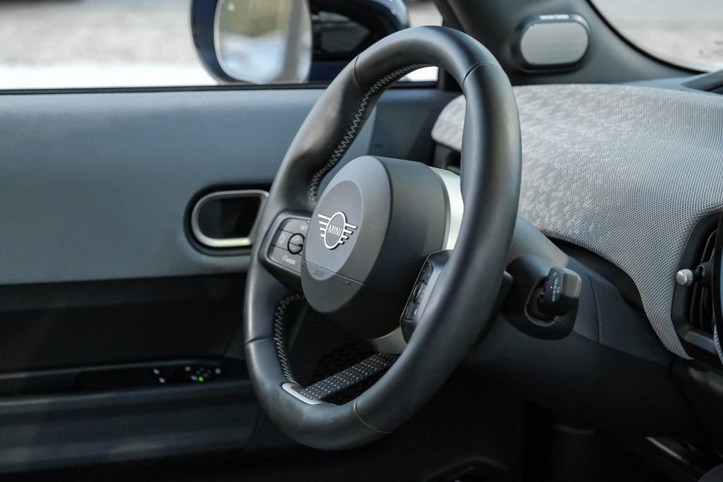 Used 2025 MINI Cooper S image 12