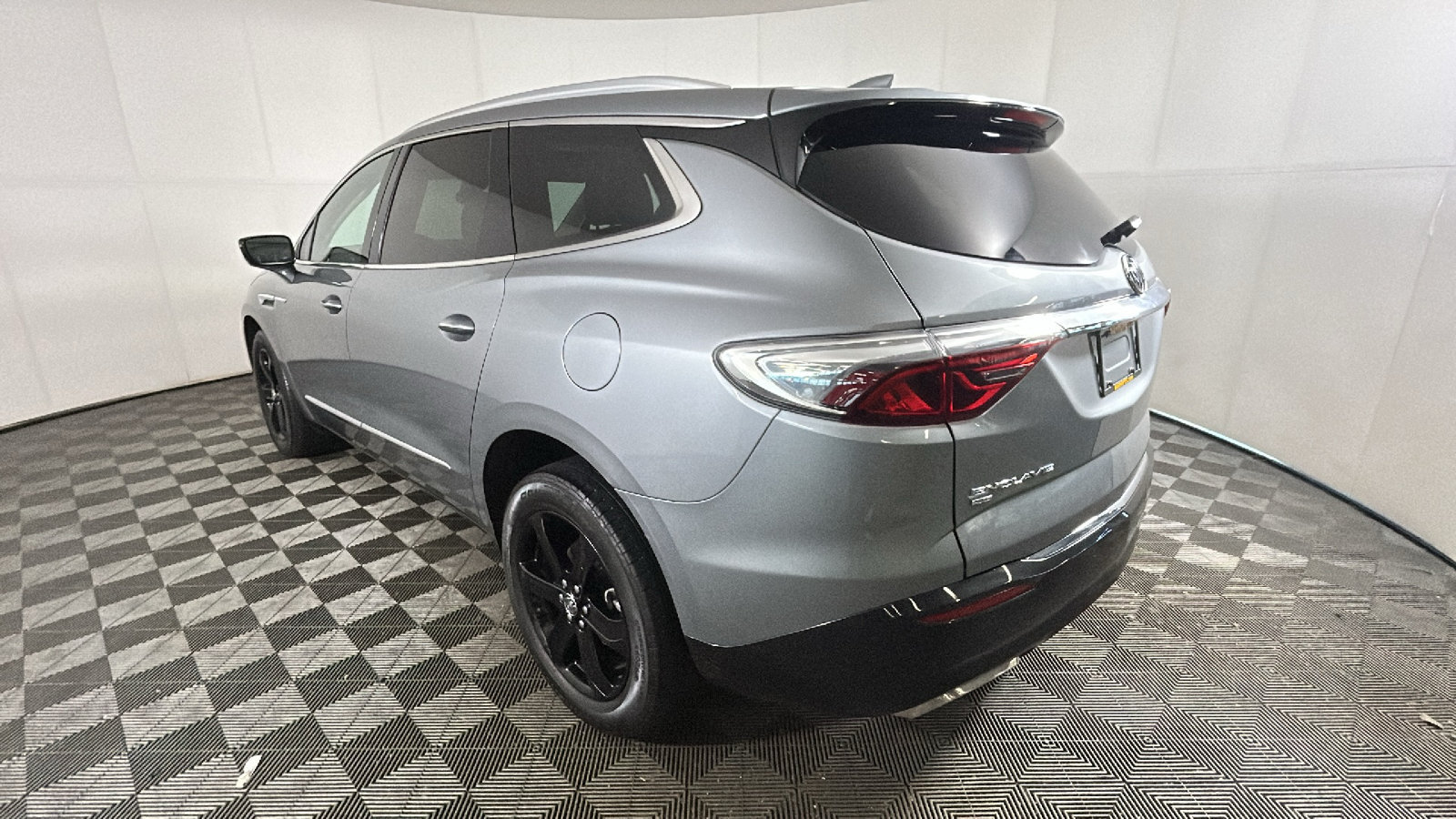 Used 2023 Buick Enclave Essence w/ Experience Buick Package AWD/4WD image 5