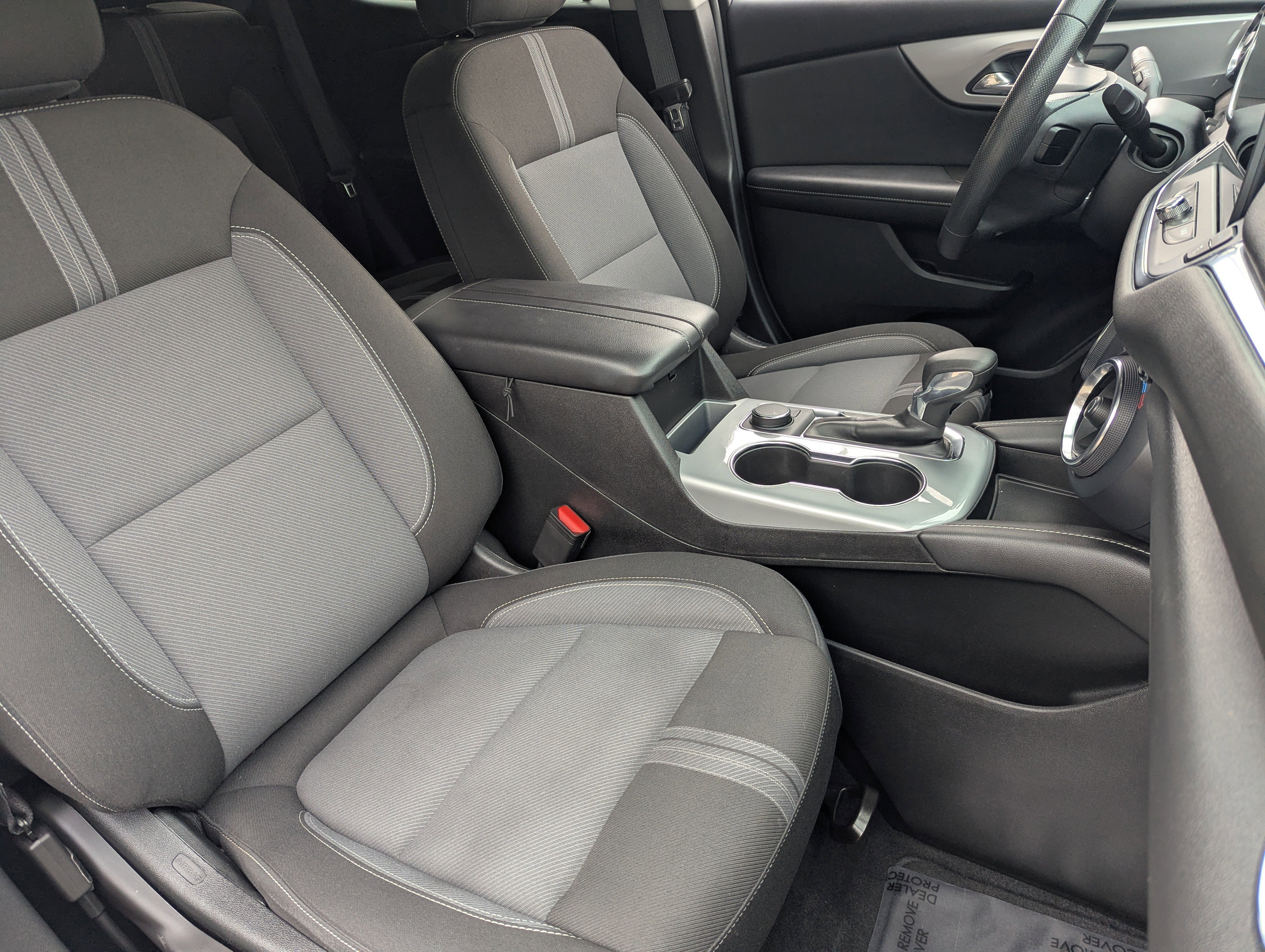 Used 2023 Chevrolet Blazer LT image 9