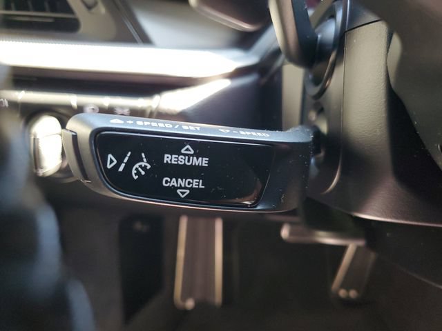 Used 2022 Porsche 911 Carrera RWD image 23