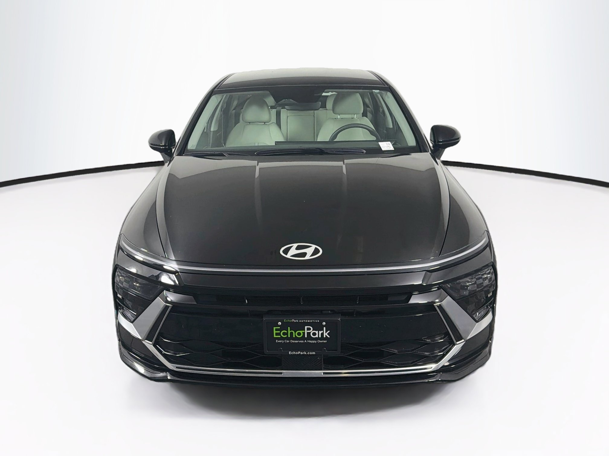 Used 2025 Hyundai Sonata SEL FWD image 2
