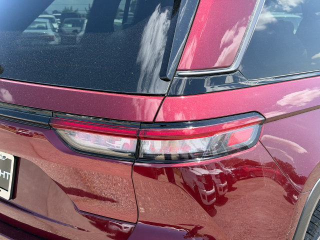 New 2026 Jeep Grand Cherokee Altitude AWD/4WD image 6