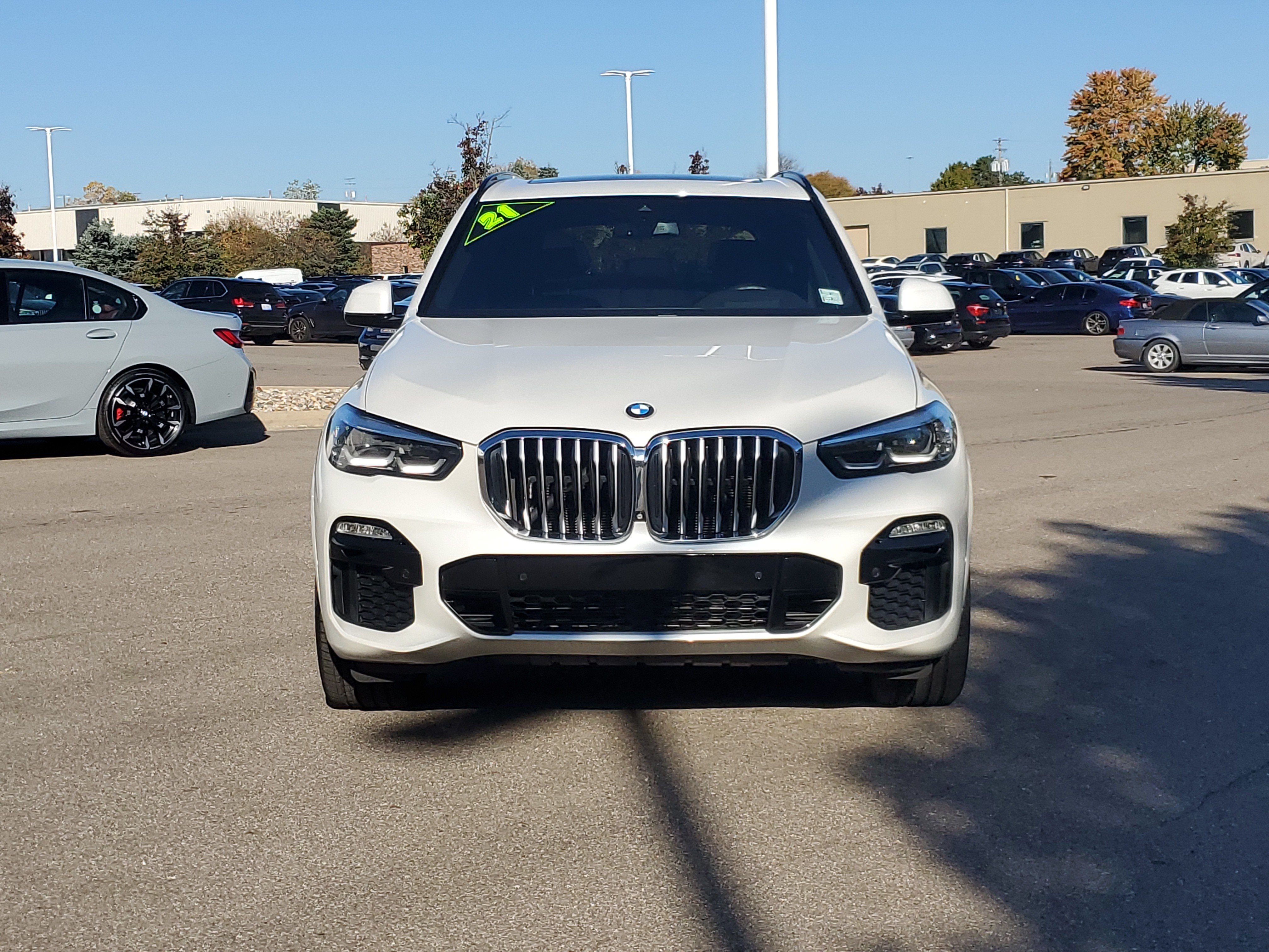 Used 2021 BMW X5 xDrive40i w/ M Sport Package AWD/4WD image 8