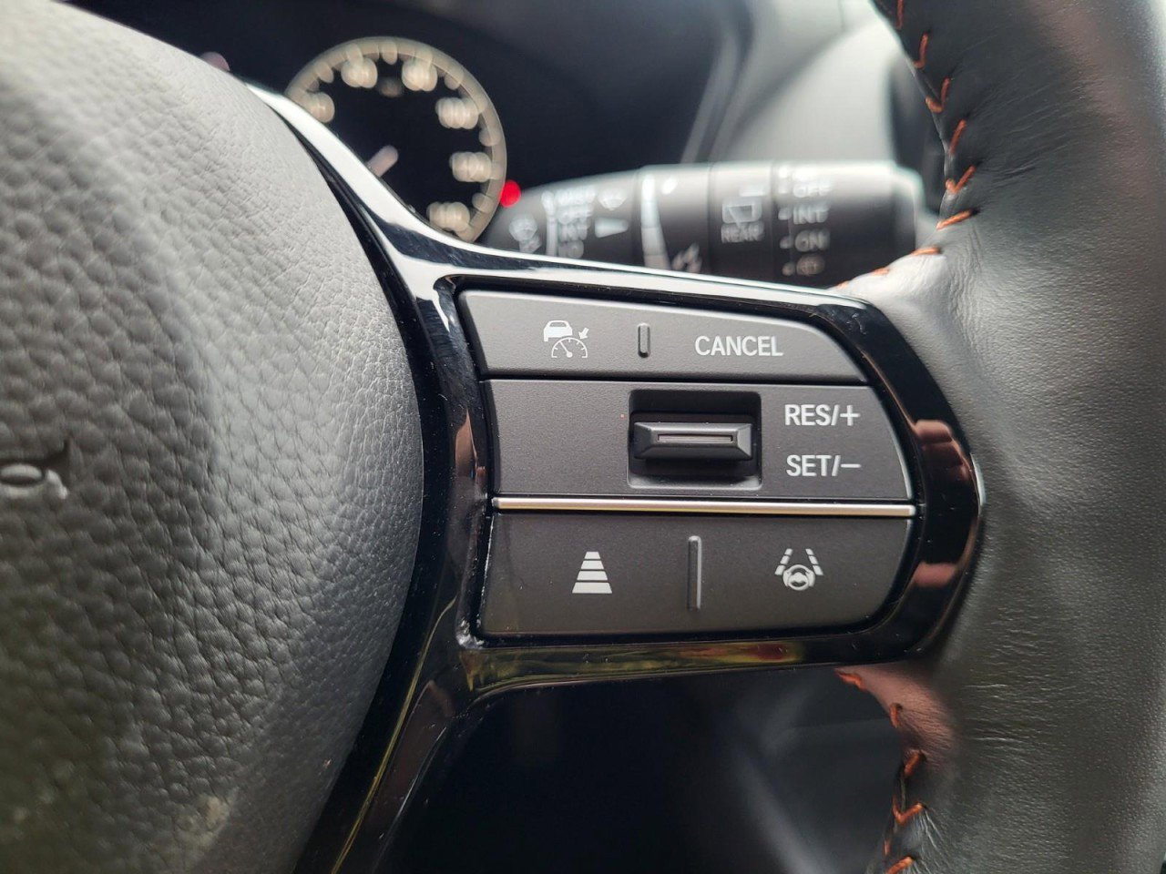 Certified 2024 Honda HR-V Sport image 18