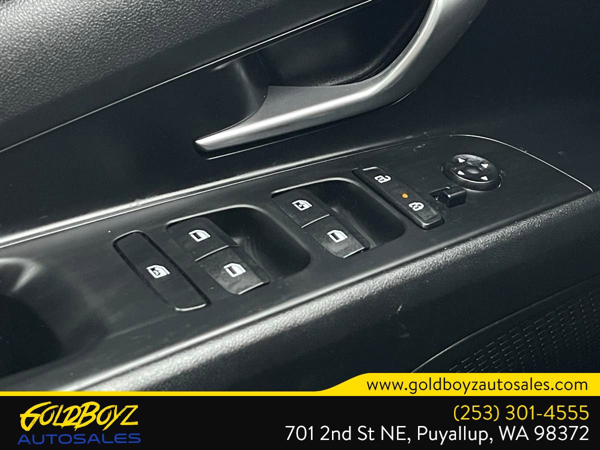 Used 2022 Hyundai Elantra SEL w/ Convenience + Premium Package image 35