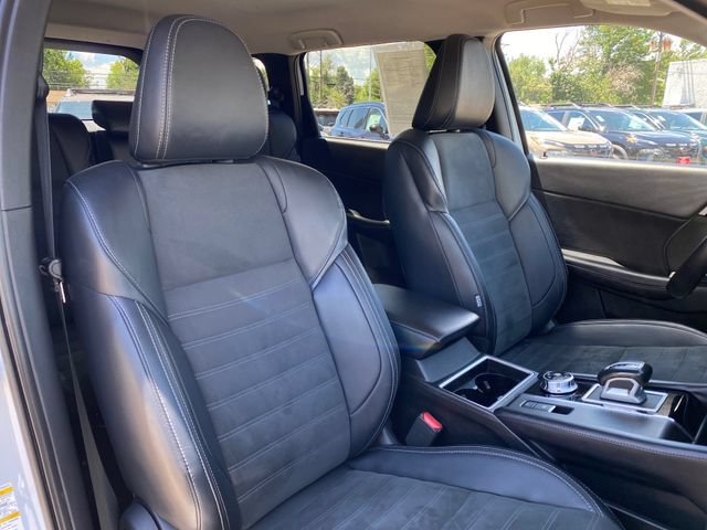 Used 2024 Mitsubishi Outlander SE AWD/4WD image 9