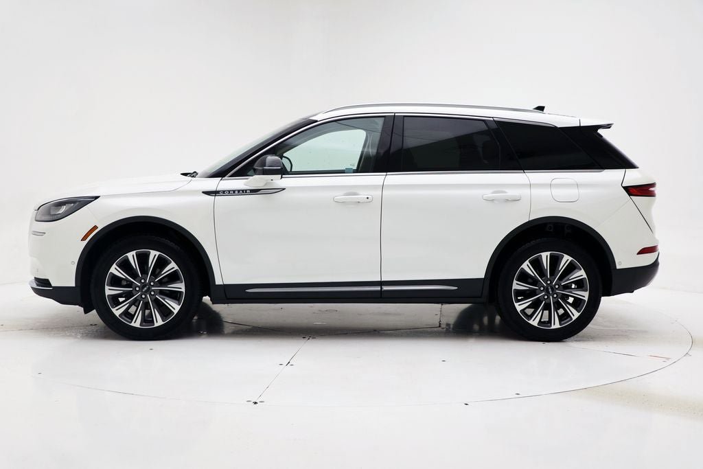 Used 2022 Lincoln Corsair Reserve w/ Equipment Group 201A AWD/4WD image 5