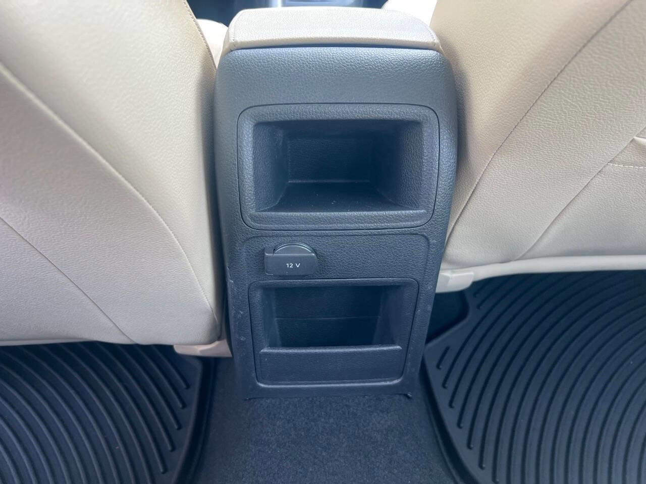 Used 2017 Volkswagen Jetta SEL image 22