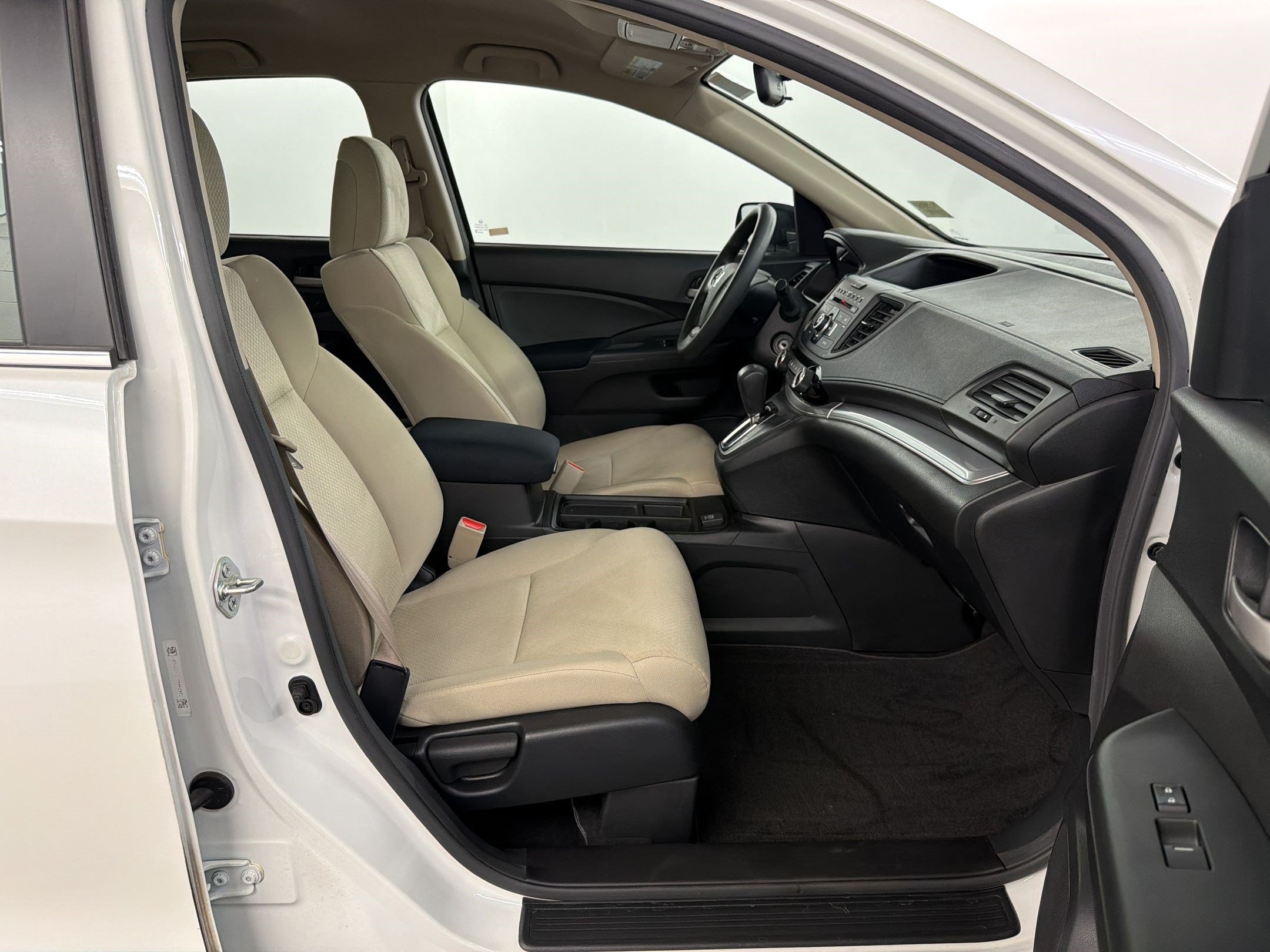 Used 2015 Honda CR-V LX image 22