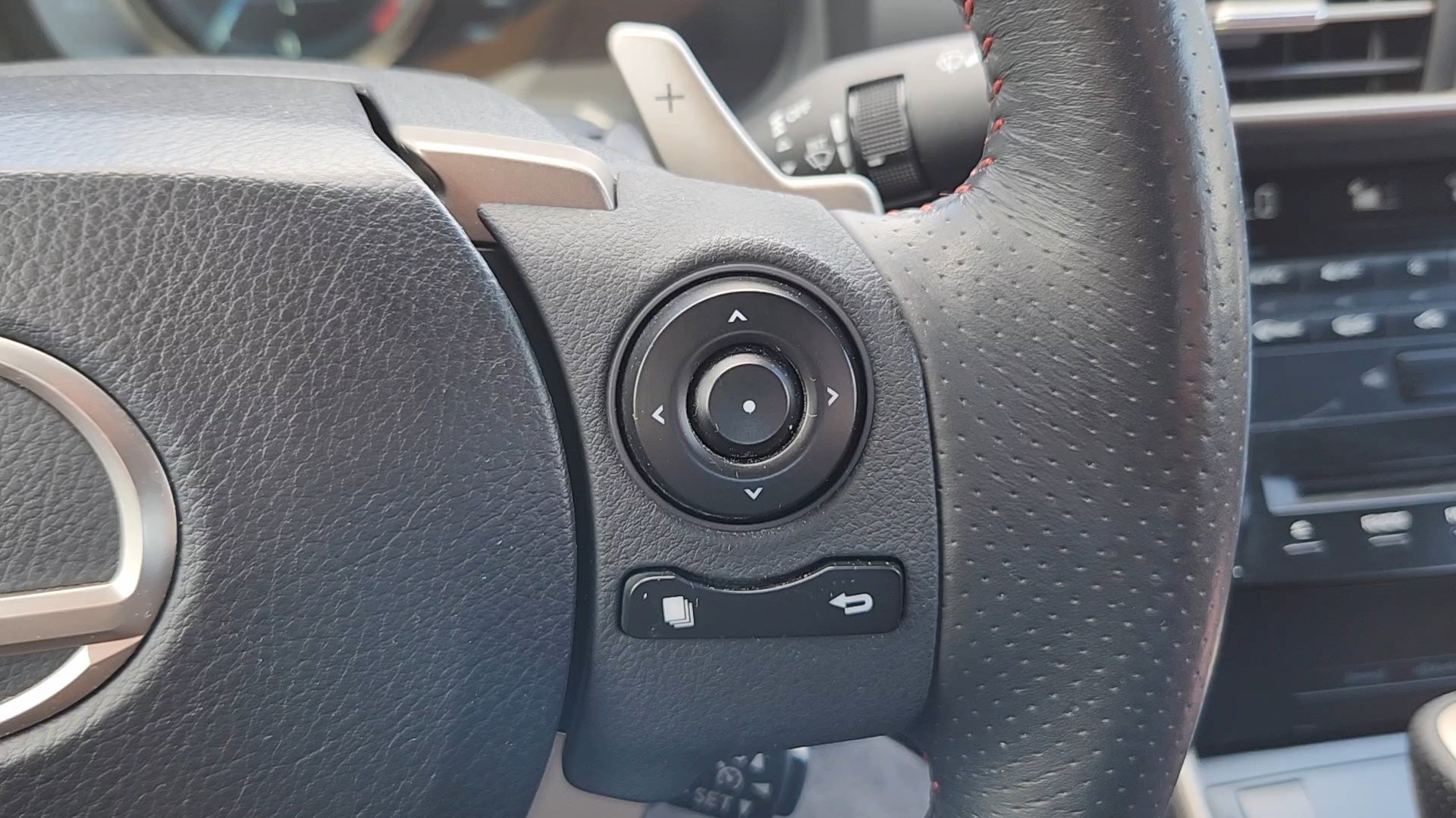 Used 2014 Lexus IS 350 AWD w/ F Sport Package image 13