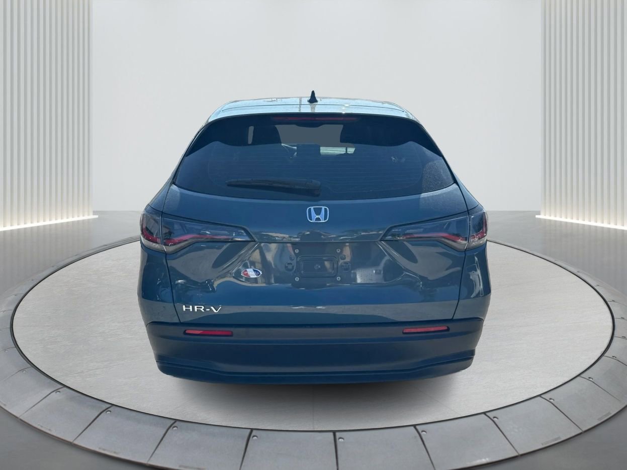 Used 2023 Honda HR-V LX image 7