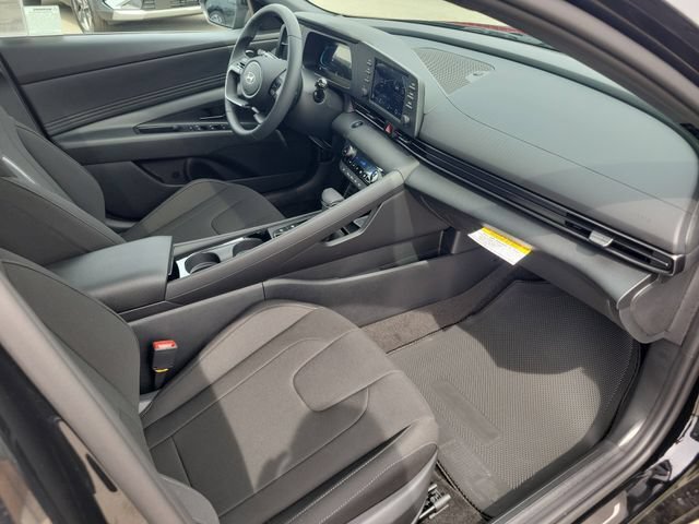 New 2026 Hyundai Elantra SEL Sport Premium FWD image 20