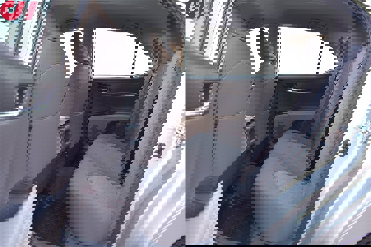 Used 2022 Toyota Camry LE AWD/4WD image 25