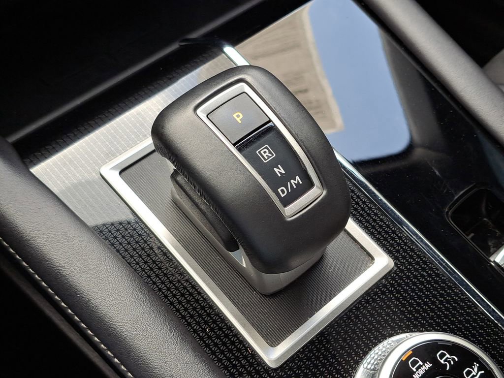 Used 2024 Mitsubishi Outlander SE image 29